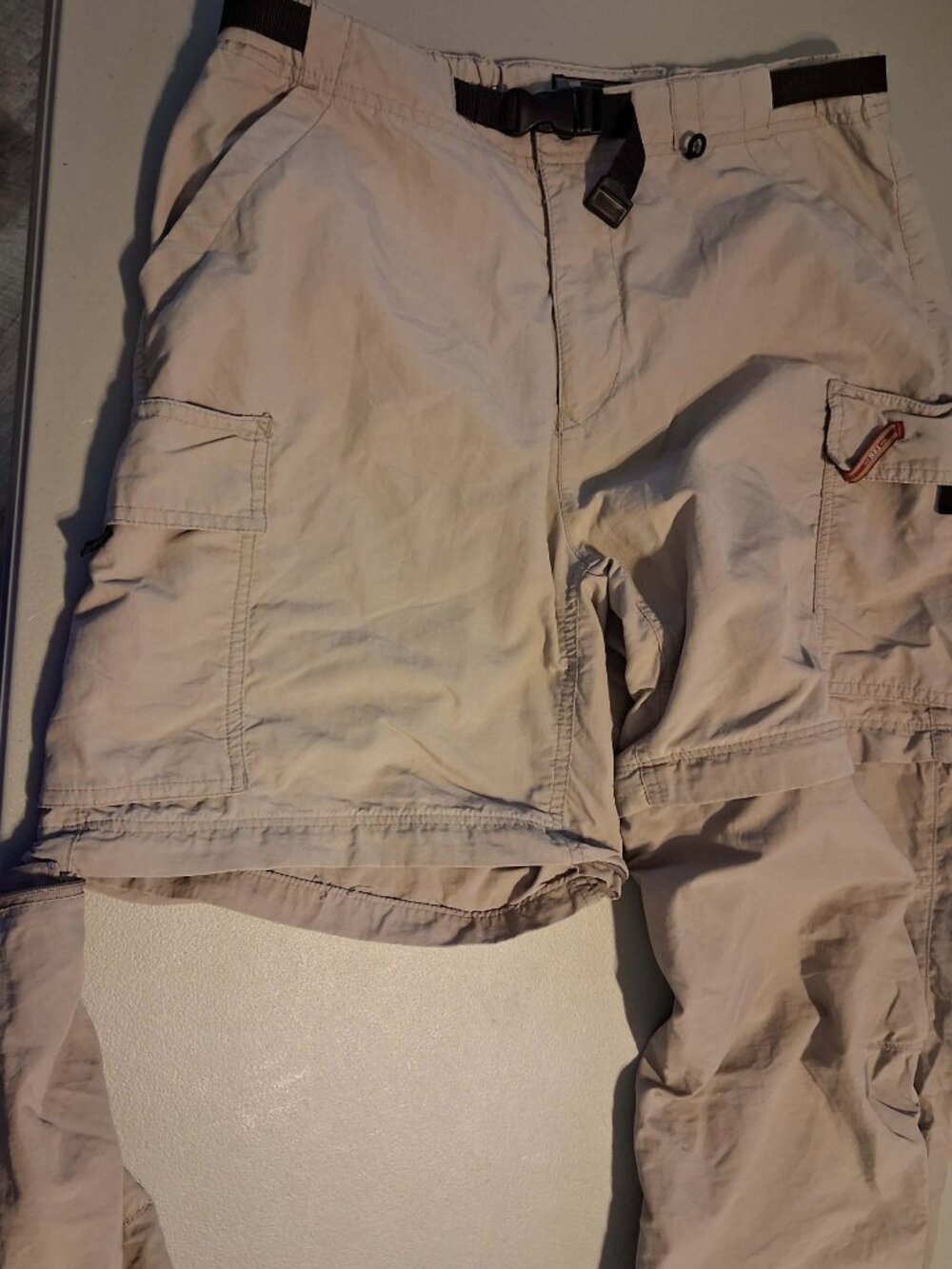 REI Women's Convertible Zip Off Hiking Cargo Pants Khaki Size 12 - Picture 8 of 10